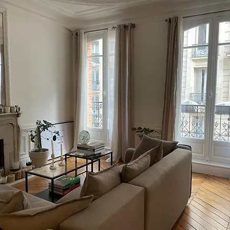 Typique Haussmannien Batignolles